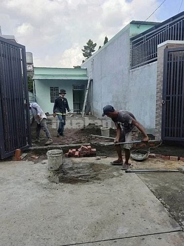 BÁN CĂN NHÀ ĐANG XÂY 127m2 GẦN BỆNH VIỆN XUYÊN Á CỦ CHI GIÁ CHỈ 800 TR