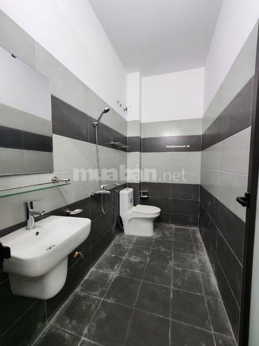 Cần bán căn nhà 3 tầng ngay trường tiểu học Vân Tra, An Đồng, An Dương