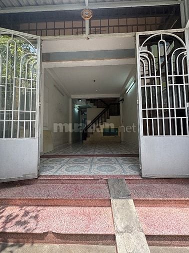 BÁN NHÀ DIỆN TÍCH KV: 60m2. 2 LẦU,HẺM XE HƠI ĐƯỜNG TRƯỜNG CHÍNH .