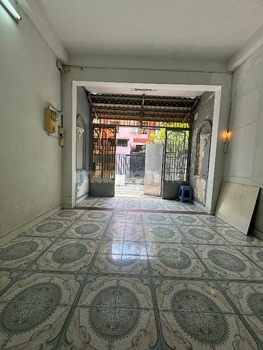 BÁN NHÀ DIỆN TÍCH KV: 60m2. 2 LẦU,HẺM XE HƠI ĐƯỜNG TRƯỜNG CHÍNH .