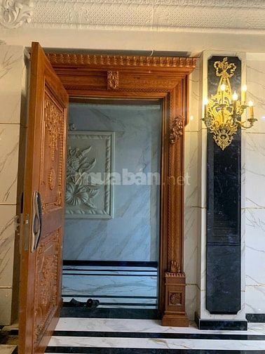 Bán nhà 85 tỷ, 18.5m x 42.5m, 3 tấm, góc 2 mặt tiền đường Tên Lửa