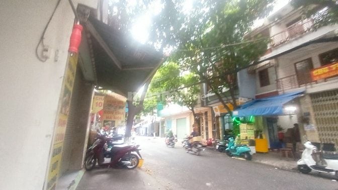 Mặt bằng cho thuê: đường Ngô Bệ, p.13, Q.Tân Bình 6x10m