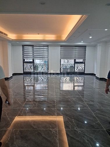 Siêu hiếm! Siêu rẻ. MP Trung Hòa. 138m2. Giá 79 tỉ