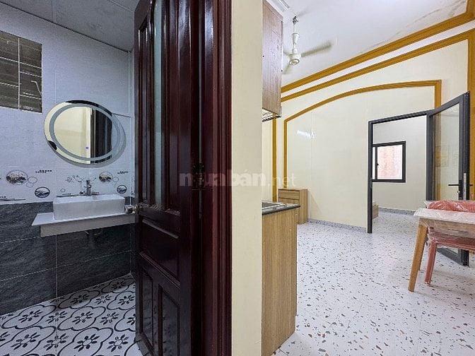CHDV cao cấp mặt tiền đường Cộng Hoà