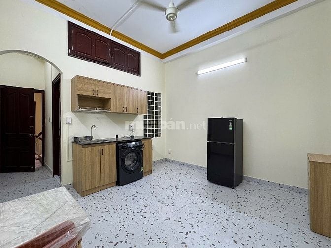 CHDV cao cấp mặt tiền đường Cộng Hoà