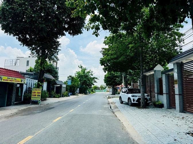 CẦN BÁN NGỘP LÔ ĐẤT FULL THỔ CƯ 130m2 XÃ TÂN THÔNG HỘI, CỦ CHI