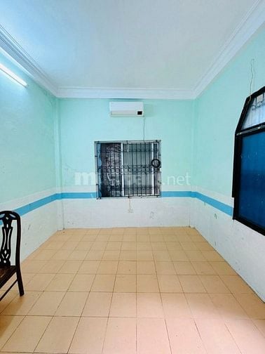 SIÊU HOT TRUNG TÂM ĐỐNG ĐA, DƯỚI 4 TỶ,LÔ GÓC, 10M RA PHỐ, NGÕ 4 GAC TR
