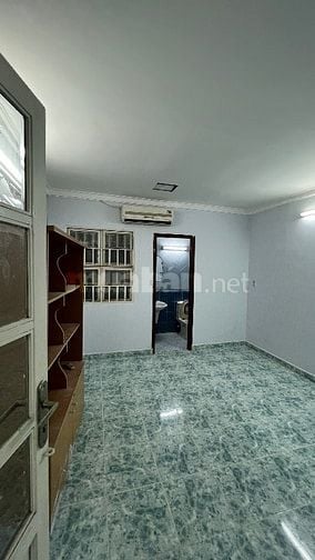 CHO THUÊ NHÀ LÀM VĂN PHÒNG - CỬA HÀNG KINH DOANH - LIỀN KỀ QUẬN 1