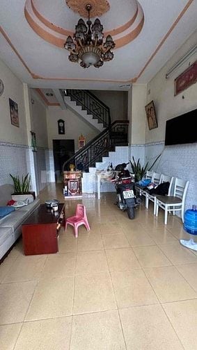 Cần Bán Gấp nhà KDC Bông sao F5Q8 đối diện công viên 4x12m, 2 lầu, 1st