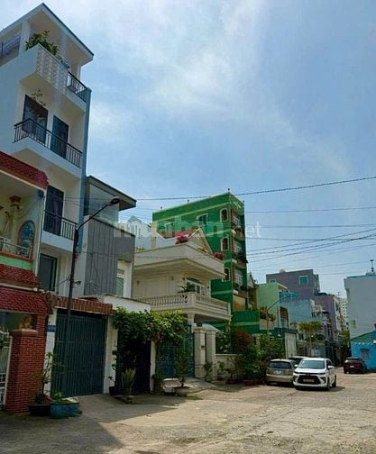 Hiếm! Bán nhanh 2 lô đất HXH 685 XVNT p.25, 96m2 giá chỉ nhỉnh 100/m2