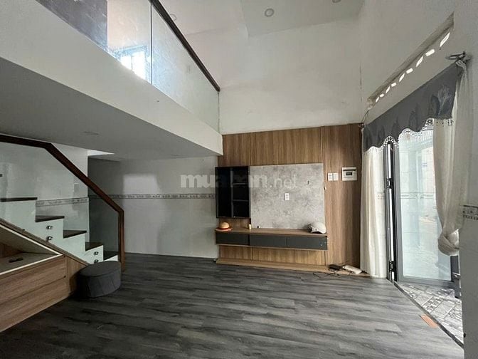 Chính chủ cần bán gấp căn nhà 2 tầng K47/55 Huỳnh Ngọc Huệ 