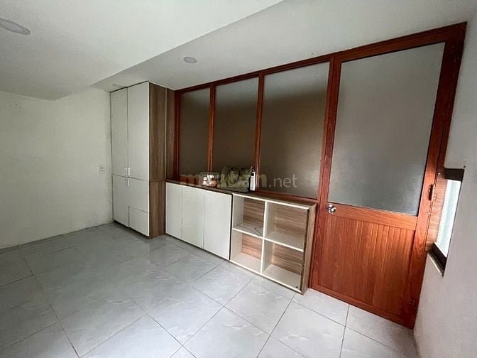 Chính chủ cần bán gấp căn nhà 2 tầng K47/55 Huỳnh Ngọc Huệ 