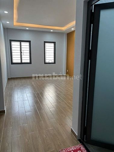 MẶT TIỀN KINH DOANH GẦN NGUYỄN VĂN CÔNG 4X10 - 3 TẦNG - NHÌNH 8 TỶ