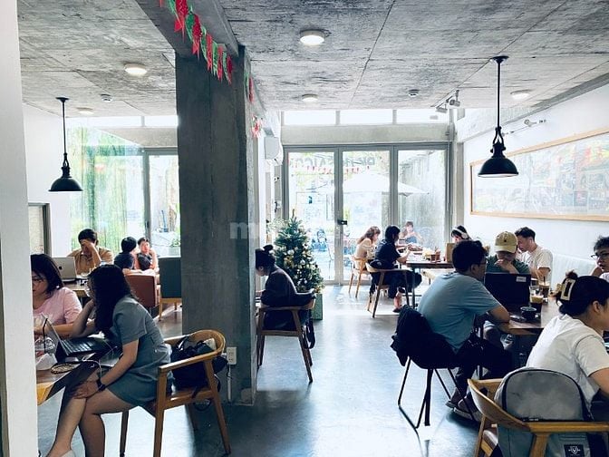 TUYỂN GẤP_ NHÂN SỰ CAFE ĐI LÀM Q3 