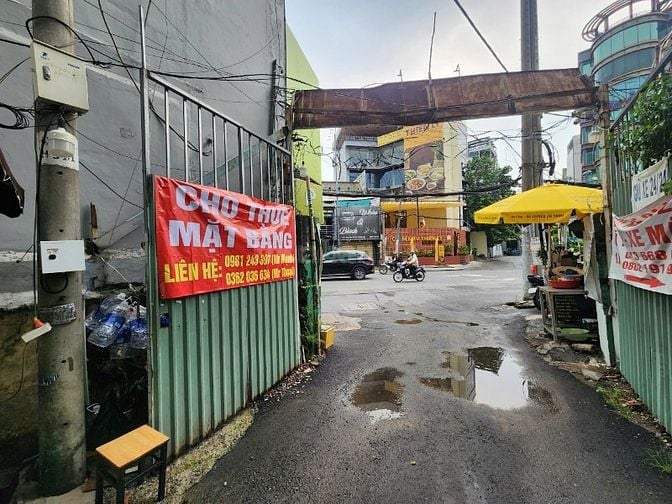 Cho thuê kho, nhà xưởng, Sân Thể thao với giá 295 triệu VND tại Đường 