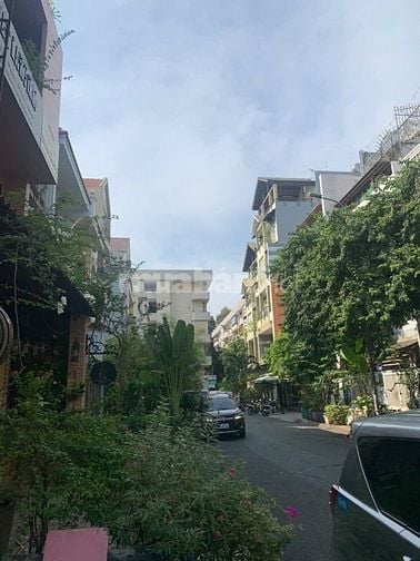 CHO THUÊ NHÀ MẶT TIỀN HẺM HỒ VĂN HUÊ PHÚ NHUẬN