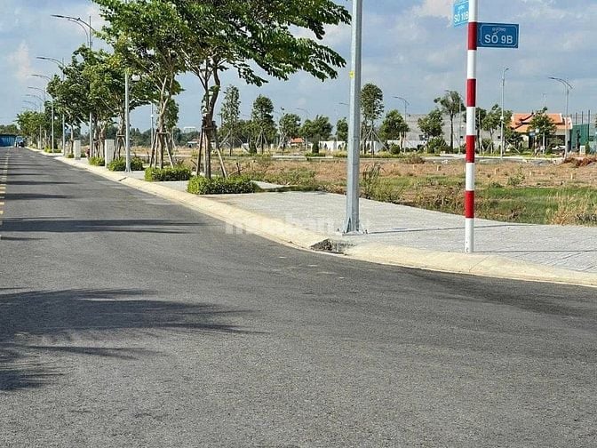 Bán nhanh lô đất 100m-1.1Tỷ sổ sẵn ngay vòng xoay Biên Hoà Vũng tàu 