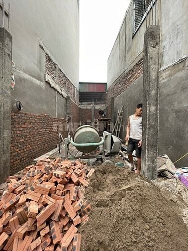 Chính chủ bán nhà ô tô đỗ cửa, thang máy 