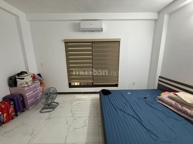 NHÀ ĐẸP - 2 THOÁNG TRƯỚC SAU - FULL NỘI THẤT - NGÕ THÔNG TẠI HBT