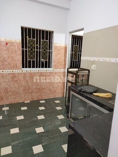 Cho thuê nguyên căn lầu 4 nhà 85B Nguyễn thần Hiến F18.Q4.TP HCM