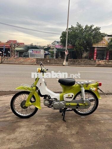 Cần bán xe HONDA Cup 50cc máy móc mạnh lực . Sạch