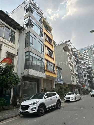 Chính chủ cho thuê nhà 88m2x5 tầng thang máy phố Chế Lan Viên giá 27tr