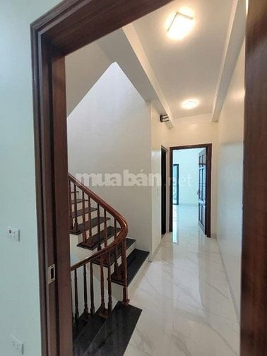 Toạ Lạc Tại 143 Liên Mạc- Lô Góc 2 mặt Thoáng. 46m, 5 tầng, Chỉ 5.1 tỷ