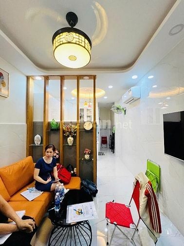 Hẻm xe hơi Ng Đình Chiểu 4Tầng,Nhà mới,Tặng Nội Thất,Gần Bệnh viện 