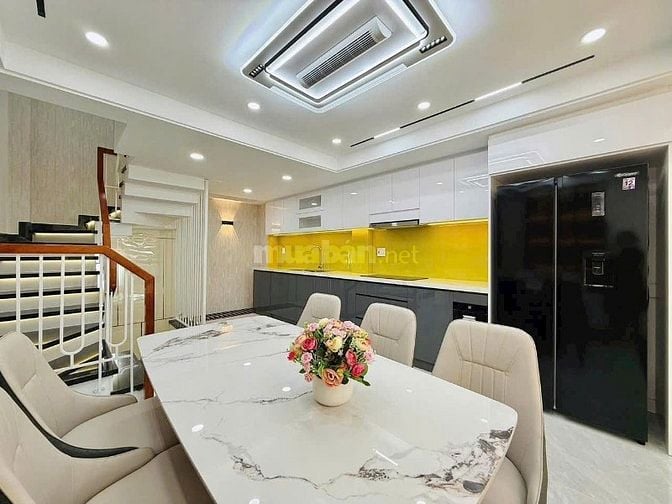 Nhà 50m2 Điện Biên Phủ, Bình Thạnh - gần nhà ga Văn Thánh. Xây 4 tầng