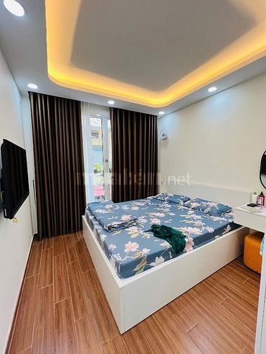 Hẻm xe hơi Ng Đình Chiểu 4Tầng,Nhà mới,Tặng Nội Thất,Gần Bệnh viện 