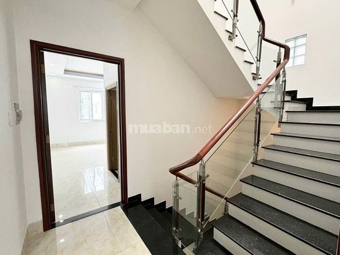 MẶT TIỀN ĐƯỜNG 16M CHỢ LỚN, Q.6