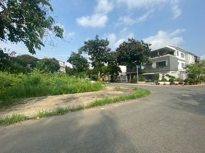 Bán đất KDC Sadeco phước kiển diện tích 5x19 giá 9 tỷ 