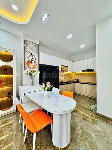 Bán nhà Phố TT Phú Nhuận - hẻm xe hơi - SHR chính chủ - giá cực tốt