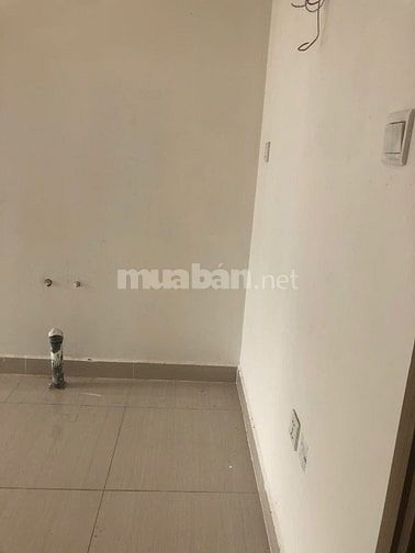 cho thuê căn hộ 43m2 Vinhome OCP1 Gia Lâm,cách bến xe buýt 200m