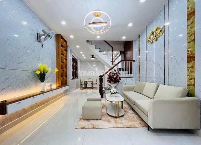 Bán nhà Ngô Tất Tố Bình Thạnh 1Trệt 1Lầu DT 53m2/giá 1.880 tỷ Số riêng