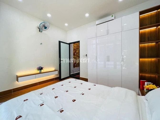 Bán nhà Ngô Tất Tố Bình Thạnh 1Trệt 1Lầu DT 53m2/giá 1.880 tỷ Số riêng
