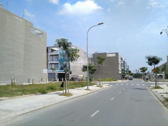 Chỉ 1 TỶ 750 sở hữu nền đất thanh lý ,trung tâm Huyện, giá tốt đầu tư