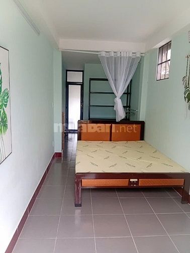 Cho phụ nữ độc thân đi làm thuê phòng có bancony