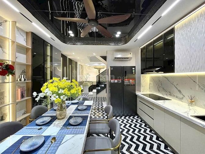 Chuyển nhượng nhà siêu phẩm đường Trung Lang, p12,Tân Bình,Giá 3,28 tỷ