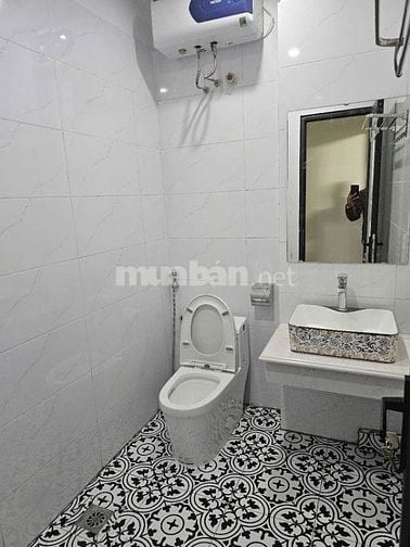 HÀNG HOT CẦU GIẤY, NHÀ MỚI, GIÁ TỐT ĐẦU TƯ, 5 tầng, 7,7 tỷ 