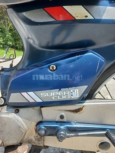 Bán Honda Cub 82/50cc. Xe mộc, zin theo xe nhiều 