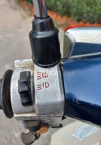Bán Honda Cub 82/50cc. Xe mộc, zin theo xe nhiều 
