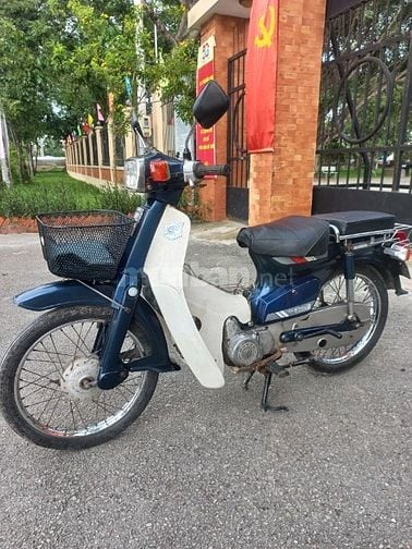 Bán Honda Cub 82/50cc. Xe mộc, zin theo xe nhiều 