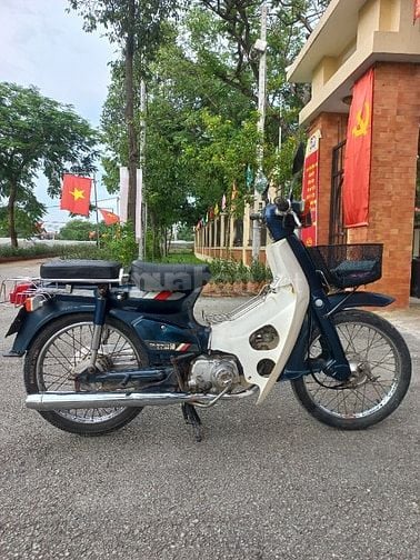 Bán Honda Cub 82/50cc. Xe mộc, zin theo xe nhiều 