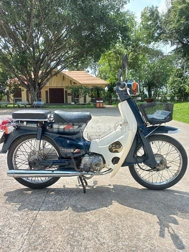Bán Honda Cub 82/50cc. Xe mộc, zin theo xe nhiều 