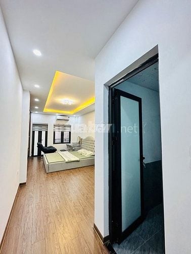 Nhà đẹp ngõ Trại Cá, giá 7.9 tỷ, 32m2x5T, ở luôn, ẢNH THẬT 