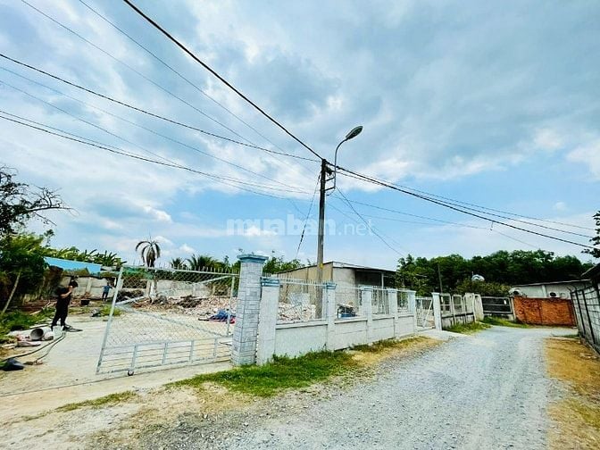 Buông nhanh cuốn sổ nét như sony,146m2 thổ Nguyễn Văn Khạ A5