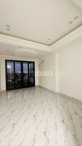 Bán nhà mặt phố quận Tây Hồ, View Sông Hồng, 50m2, 9 tầng, vỉa hè ô tô