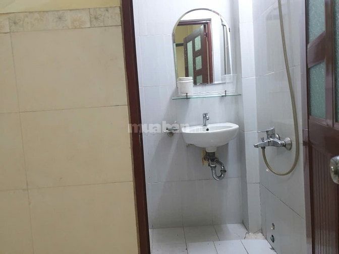 Cho thuê nhà mặt tiền kinh doanh đường Hậu Giang, Phường 2, Quận 6