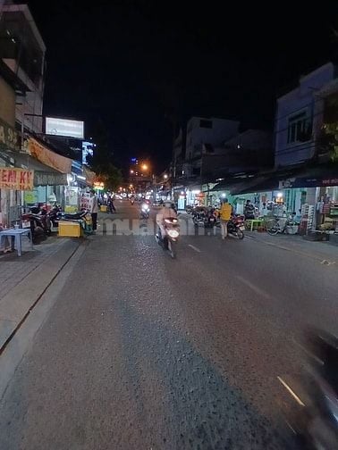 CHDV BÙI VĂN BA Q7 . THU NHẬP GẦN 100TR.340M2 CÓ 25 PHÒNG  . SỔ HỒNG 